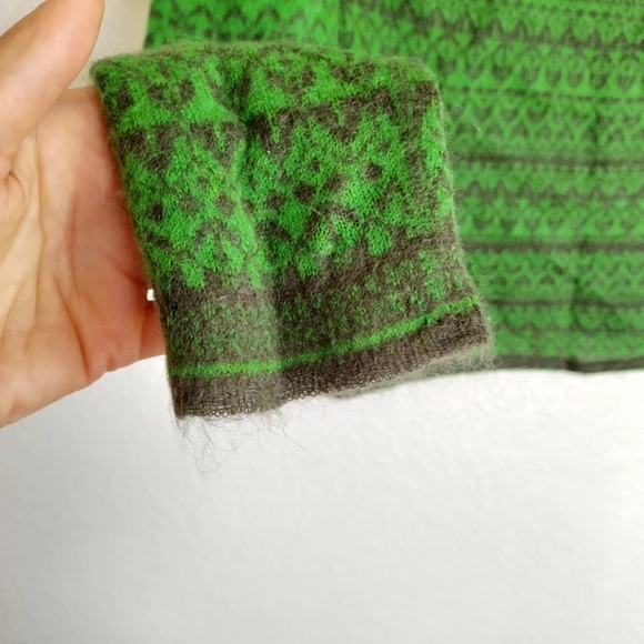Burberry FairIsle TurtleNeck Lightweight Green Sweater Sz S - Picture 4 of 9